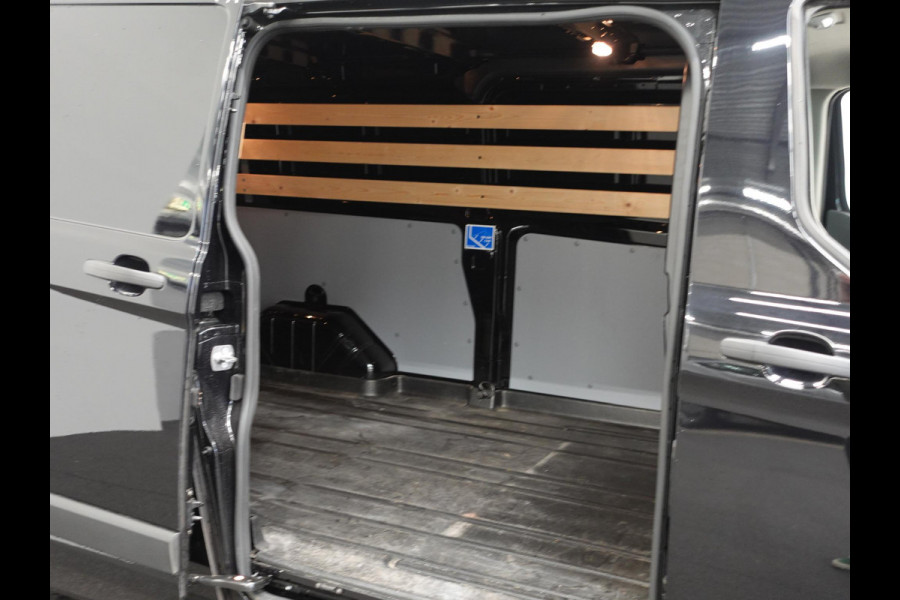 Ford Transit Custom 130pk Automaat L2H1 Trend Navigatie Cruise control Camera Parkeersensoren Trekhaak Airco
