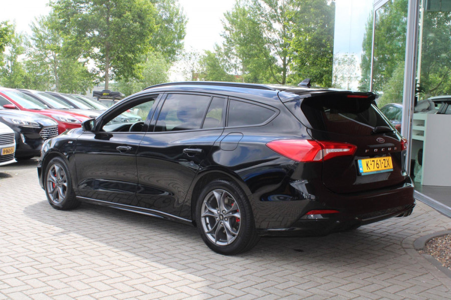 Ford FOCUS Wagon 1.0 EcoBoost Hybrid ST Line X Business | 71.300 KM | Trekhaak | Winterpack |