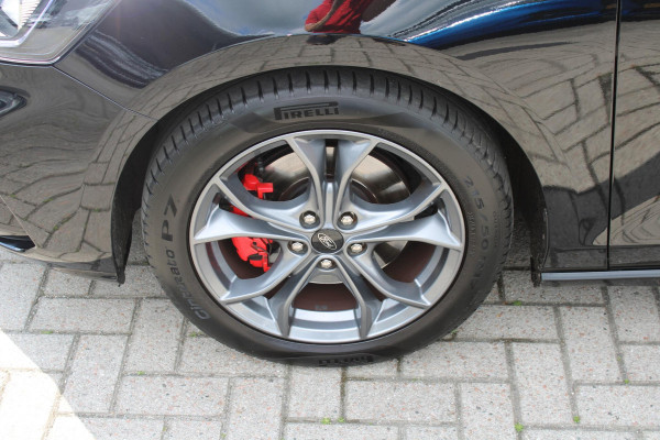 Ford FOCUS Wagon 1.0 EcoBoost Hybrid ST Line X Business | 71.300 KM | Trekhaak | Winterpack |
