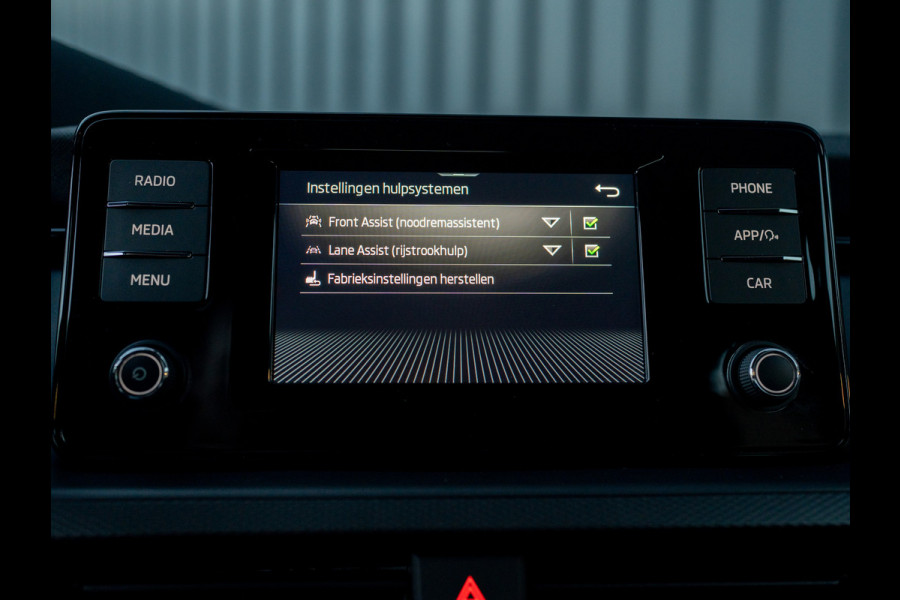 Škoda Kamiq 1.0 TSI Ambition | Apple Carplay/ Android Auto | Lane Assist | Cruise Control | Prijs Rijklaar!!