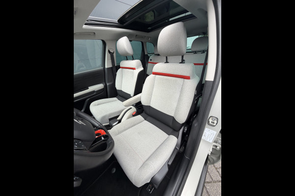 Citroën C3 Aircross 130pk Shine (Elektrisch Schuifdak - Keyless Entry - Camera - Parkeersensoren V+A - Automatische Airco - Navigatie - Apple Carpla