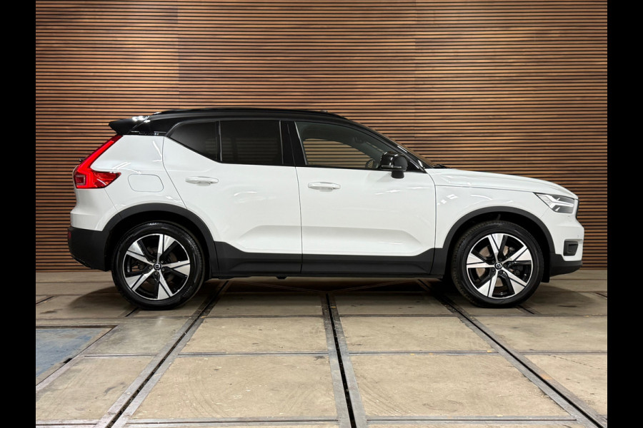 Volvo XC40 1.5 T5 Recharge R-Design | H/K Premium Sound | Pano | Trekhaak | Licht Pakket | Parkeerassist Pakket | Winter Pakket |