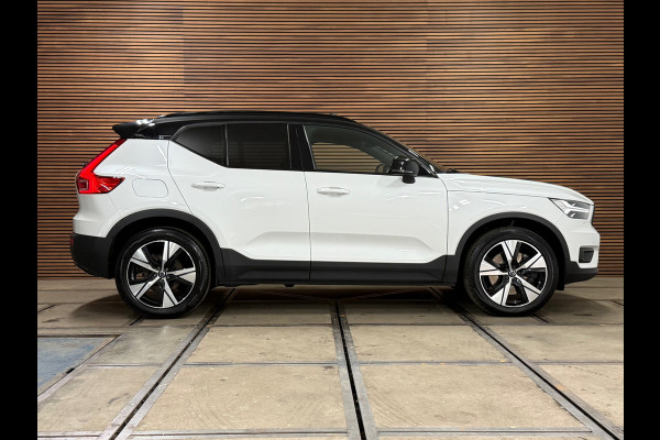 Volvo XC40 1.5 T5 Recharge R-Design | H/K Premium Sound | Pano | Trekhaak | Licht Pakket | Parkeerassist Pakket | Winter Pakket |
