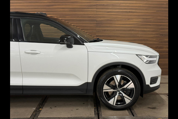 Volvo XC40 1.5 T5 Recharge R-Design | H/K Premium Sound | Pano | Trekhaak | Licht Pakket | Parkeerassist Pakket | Winter Pakket |