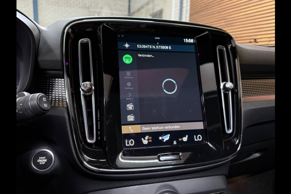 Volvo XC40 1.5 T5 Recharge R-Design | H/K Premium Sound | Pano | Trekhaak | Licht Pakket | Parkeerassist Pakket | Winter Pakket |