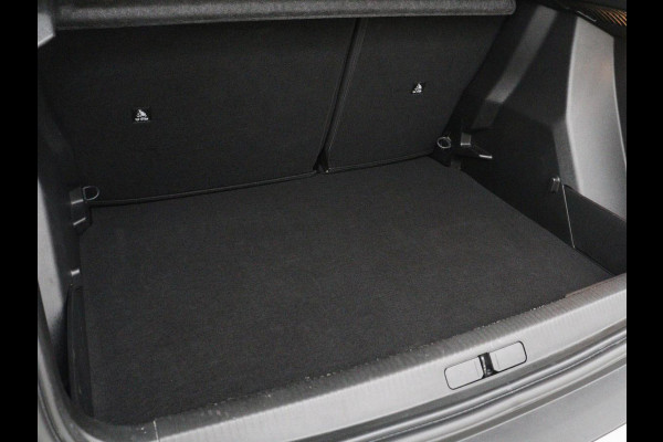 Peugeot 2008 1.2 Hybrid 136 Style | Automaat | Carplay | Climate control | Parkeerhulp | Full LED | Cruise control | Bluetooth