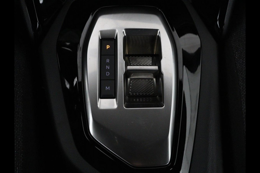 Peugeot 2008 1.2 Hybrid 136 Style | Automaat | Carplay | Climate control | Parkeerhulp | Full LED | Cruise control | Bluetooth