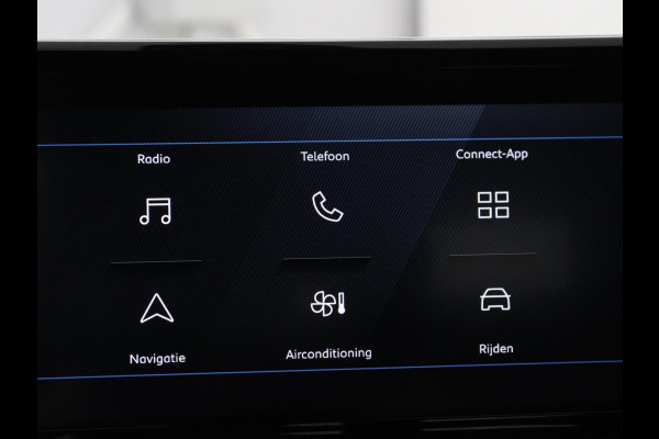 Peugeot 2008 1.2 Hybrid 136 Style | Automaat | Carplay | Climate control | Parkeerhulp | Full LED | Cruise control | Bluetooth