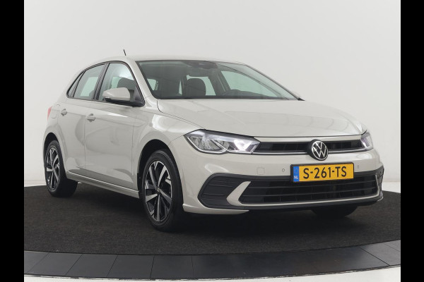 Volkswagen Polo 1.0 TSI Life Business | Stoelverwarming | Adaptive cruise | Carplay | Trekhaak | Navigatie | Full LED | 16'' | Climate control | DAB | Bluetooth