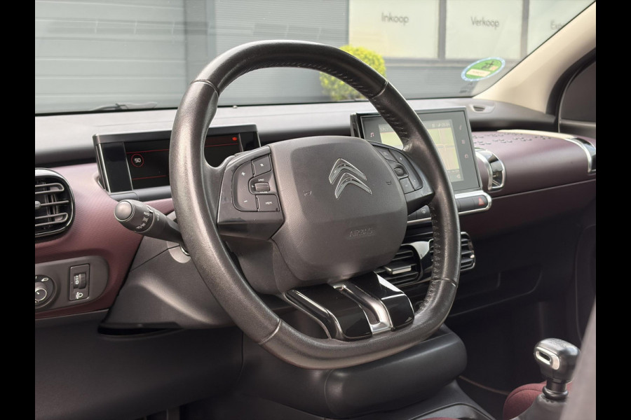 Citroën C4 Cactus 1.2 PureTech Shine 131pk,6 Bak,D-riem vv in 204,Pano,Trekhaak,Camera,Navi,Dodehoek,Keyless,Clima,Cruise,N.A.P,Recent beurt gehad,Pdc V+A,Lm velgen,Apk tot 06-2027