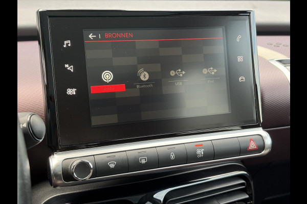 Citroën C4 Cactus 1.2 PureTech Shine 131pk,6 Bak,D-riem vv in 204,Pano,Trekhaak,Camera,Navi,Dodehoek,Keyless,Clima,Cruise,N.A.P,Recent beurt gehad,Pdc V+A,Lm velgen,Apk tot 06-2027