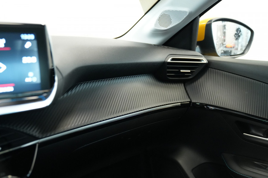 Peugeot 208 1.2 PureTech Allure Panoramadak Navigatie Full-led 24 Maanden garantie* (Vraag naar de voorwaarden)