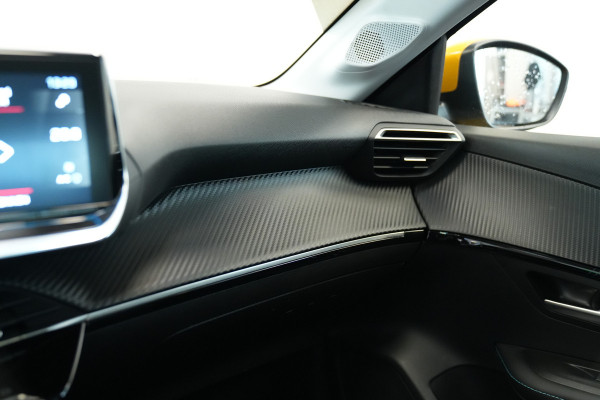 Peugeot 208 1.2 PureTech Allure Panoramadak Navigatie Full-led 24 Maanden garantie* (Vraag naar de voorwaarden)