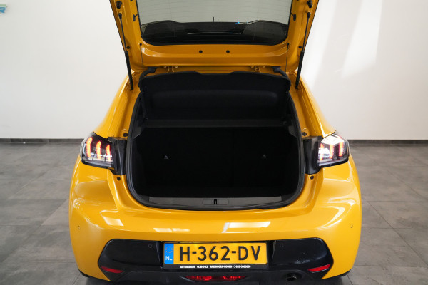 Peugeot 208 1.2 PureTech Allure Panoramadak Navigatie Full-led 24 Maanden garantie* (Vraag naar de voorwaarden)