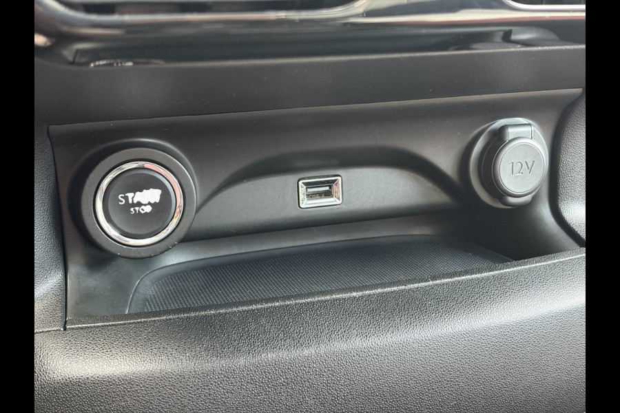 Citroën C4 Cactus 1.2 PureTech Shine 131pk,6 Bak,D-riem vv in 204,Pano,Trekhaak,Camera,Navi,Dodehoek,Keyless,Clima,Cruise,N.A.P,Recent beurt gehad,Pdc V+A,Lm velgen,Apk tot 06-2027