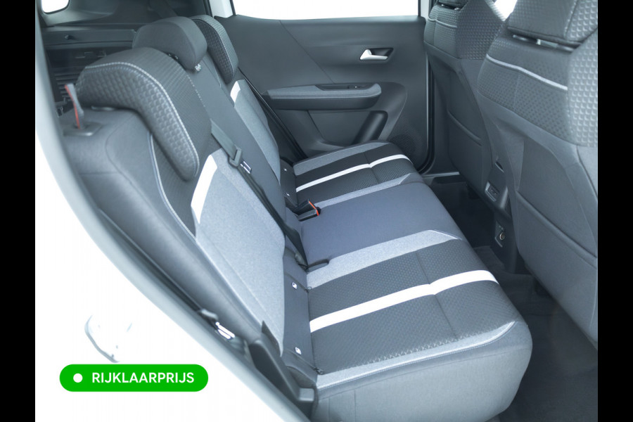 Opel Frontera 1.2 Turbo Hybrid GS 7 persoons | Stoel-, Stuur- & voorruitverwarming | Camera | Apple Carplay | Navigatie | Cruise | PDC V+A, Extra getint glas achter, derde zitrij, Nieuwe auto, tot 8 jaar garantie, 7 stuks Frontera op voorraad!