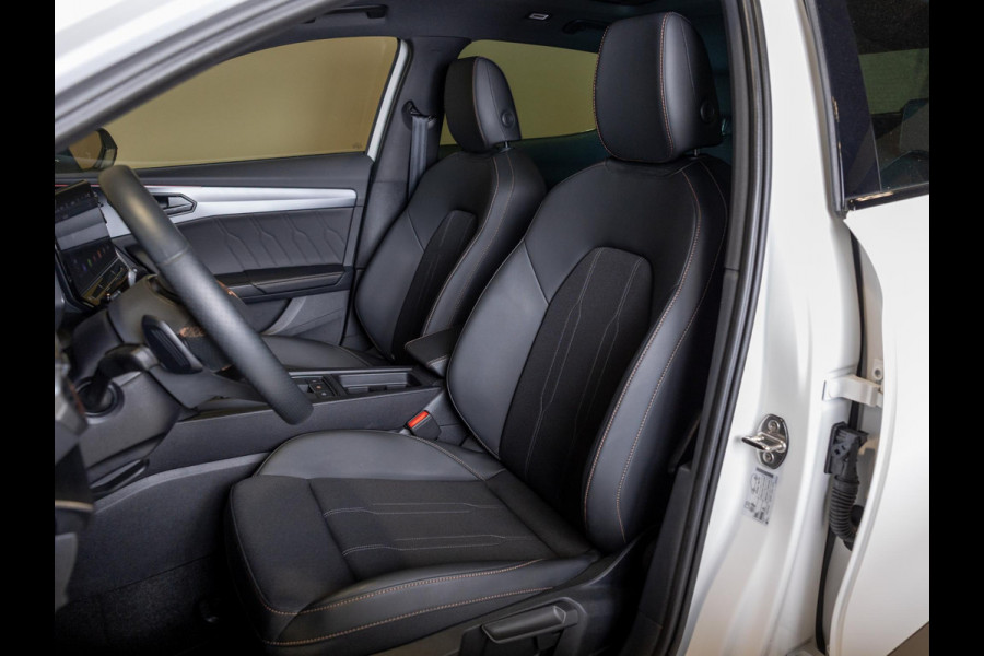 CUPRA Formentor 1.5 TSI Business Edition Plus / 150pk / Panorama dak / Achteruitrij camera / Stoel en stuur verwarming /