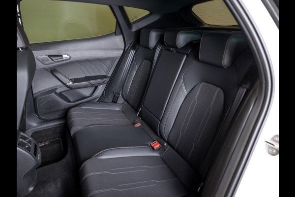CUPRA Formentor 1.5 TSI Business Edition Plus / 150pk / Panorama dak / Achteruitrij camera / Stoel en stuur verwarming /
