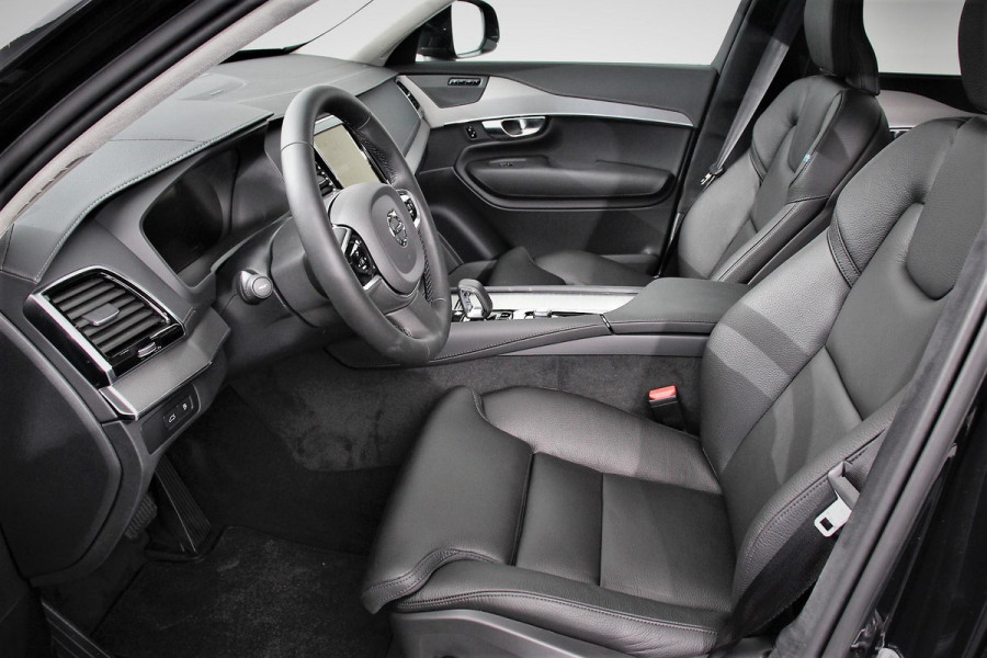 Volvo XC90 2.0 T8 455pk Recharge AWD Ultimate Dark Leder Panorama-schuifdak Navigatie Harman Kardon Electrisch bedienbare achterklep Camera Cruise control Apple Carplay/ Android Auto