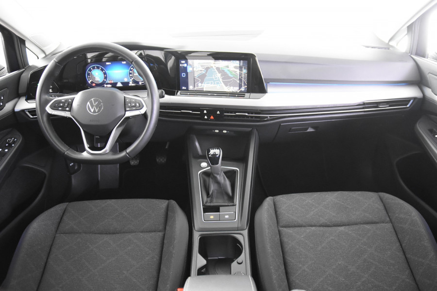 Volkswagen Golf Life *1ste Eigenaar*Navigatie*Camera*Carplay*
