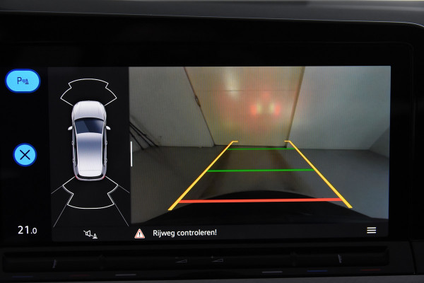 Volkswagen Golf Life *1ste Eigenaar*Navigatie*Camera*Carplay*
