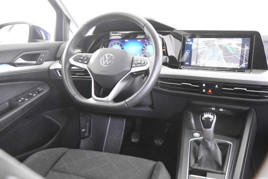Volkswagen Golf Life *1ste Eigenaar*Navigatie*Camera*Carplay*