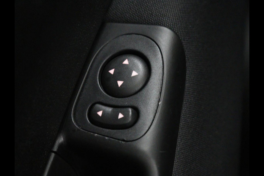Fiat 500C 0.9 TwinAir Turbo Lounge | Navigatie | Cruise control | Airco | Parkeerhulp | Bluetooth | Elektrisch vouwdak | Origineel NL