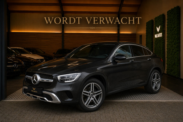 Mercedes-Benz GLC Coupé 300e 4MATIC - Distronic+ - 360 Camera - Memory - El. Trekhaak - Keyless Entry - Leer -