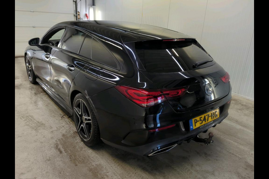 Mercedes-Benz CLA-Klasse Shooting Brake 180 Business Solution AMG Panoramadak Trekhaak Multibeam LED Nightpakket