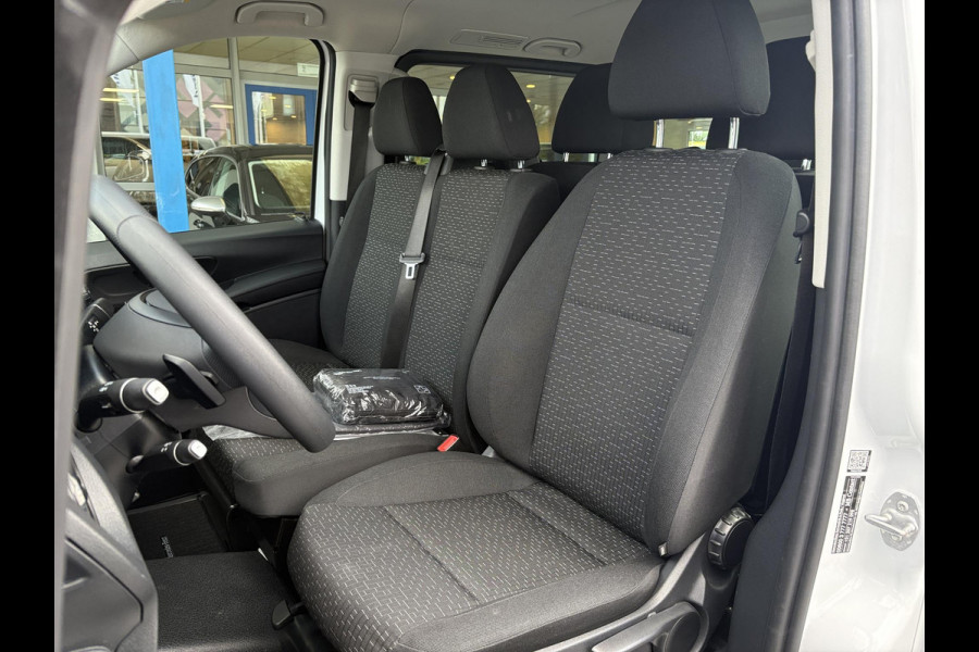 Mercedes-Benz EVITO TOURER PRO L2 90 kWh | BTW Auto | SOH 95,5% | 9 Pers. | Stoelverwarming | Navi | Cruise Control |