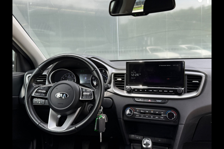 Kia Ceed Sportswagon 1.5 160PK T-GDi DynamicLine Carplay|Cruise|Trekhaak|Camera|