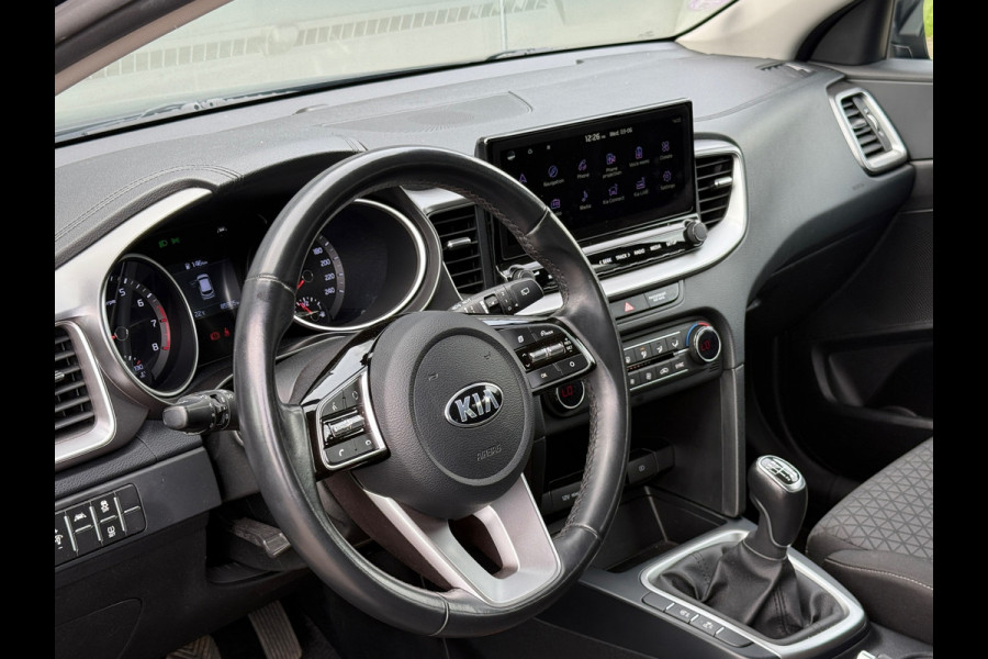 Kia Ceed Sportswagon 1.5 160PK T-GDi DynamicLine Carplay|Cruise|Trekhaak|Camera|