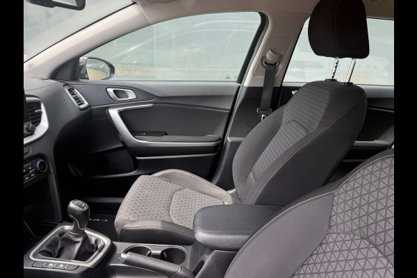 Kia Ceed Sportswagon 1.5 160PK T-GDi DynamicLine Carplay|Cruise|Trekhaak|Camera|