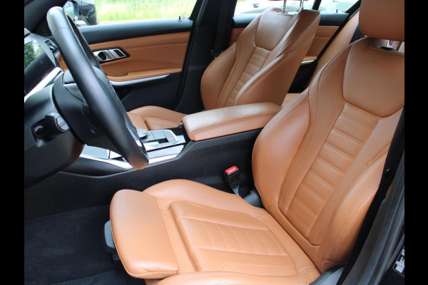 BMW 3-serie 320i High Executive Edition | APPLE CARPLAY / ANDROID AUTO | LEDEREN BEKLEDING | STOELVERWARMING |