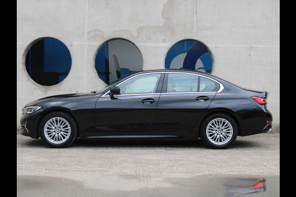 BMW 3-serie 320i High Executive Edition | APPLE CARPLAY / ANDROID AUTO | LEDEREN BEKLEDING | STOELVERWARMING |