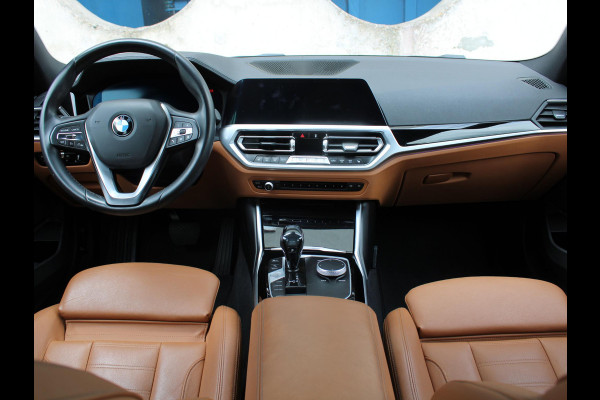 BMW 3-serie 320i High Executive Edition | APPLE CARPLAY / ANDROID AUTO | LEDEREN BEKLEDING | STOELVERWARMING |
