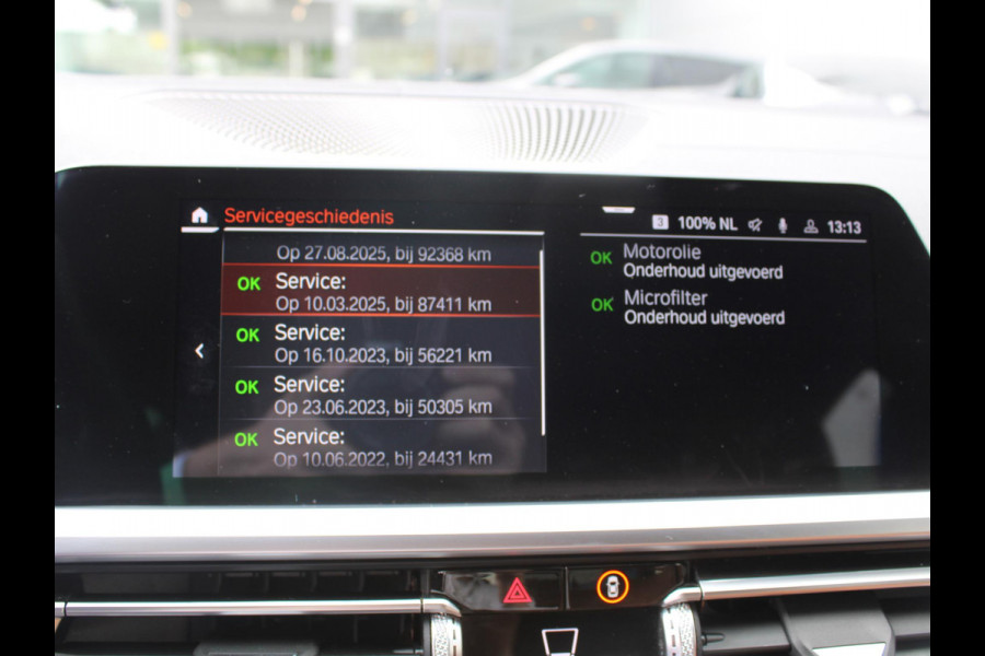 BMW 3-serie 320i High Executive Edition | APPLE CARPLAY / ANDROID AUTO | LEDEREN BEKLEDING | STOELVERWARMING |
