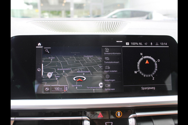 BMW 3-serie 320i High Executive Edition | APPLE CARPLAY / ANDROID AUTO | LEDEREN BEKLEDING | STOELVERWARMING |