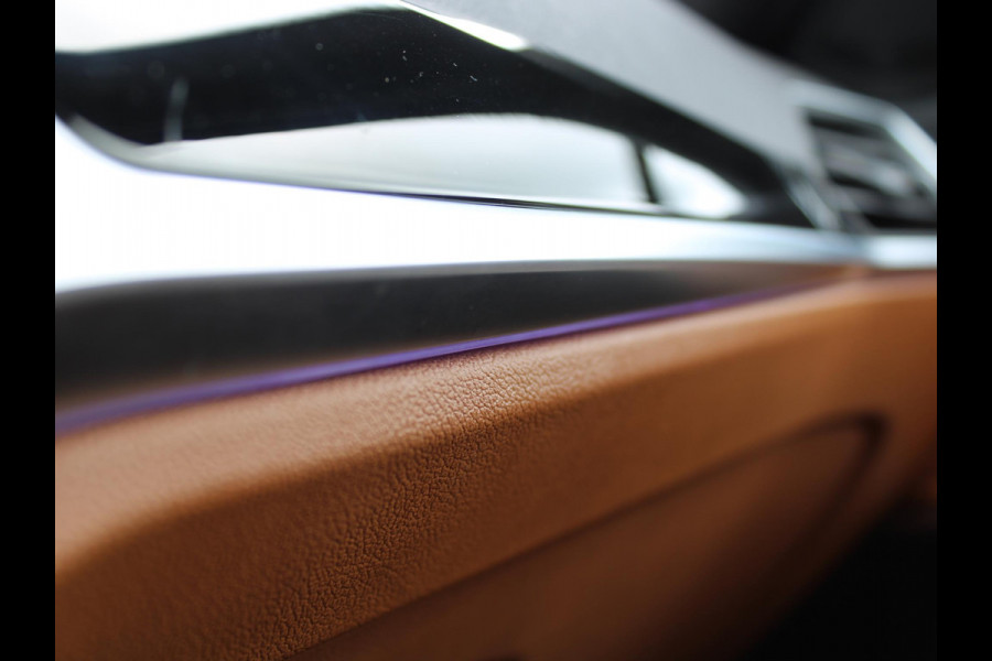 BMW 3-serie 320i High Executive Edition | APPLE CARPLAY / ANDROID AUTO | LEDEREN BEKLEDING | STOELVERWARMING |