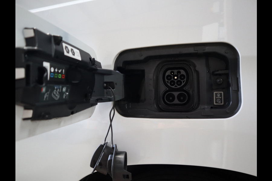 Peugeot e-Partner 50 kWh Lang L2 - Apple Carplay - Snelladen - Camera - 1e Eigenaar