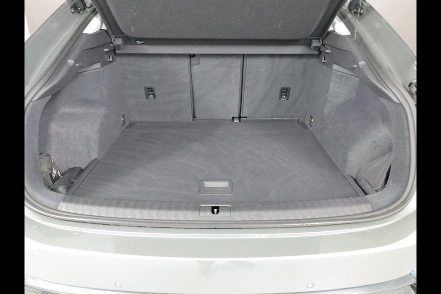 Audi Q3 Sportback 35 TFSI Pro Line 150 pk S-tronic | Navigatie via App | Parkeersensoren (Park assist) | Achteruitrijcamera | Apple Carplay/Android Auto |