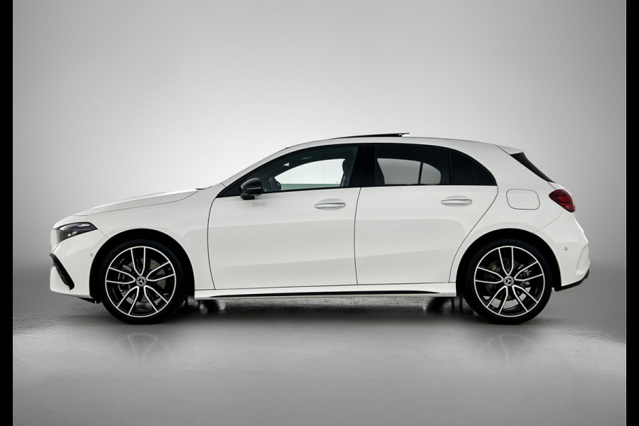 Mercedes-Benz A-Klasse 250 e Business Solution AMG | AMG Line Plus pakket | Memorypakket voorstoelen | Panoramaschuifdak | Head-up display | 360° camera | AMG Line Plus pakket | Memorypakket voorstoelen | Panoramaschuifdak | Head-up display | 360° camera |