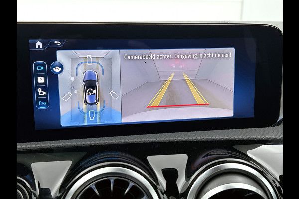 Mercedes-Benz A-Klasse 250 e Business Solution AMG | AMG Line Plus pakket | Memorypakket voorstoelen | Panoramaschuifdak | Head-up display | 360° camera | AMG Line Plus pakket | Memorypakket voorstoelen | Panoramaschuifdak | Head-up display | 360° camera |
