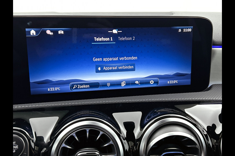 Mercedes-Benz A-Klasse 250 e Business Solution AMG | AMG Line Plus pakket | Memorypakket voorstoelen | Panoramaschuifdak | Head-up display | 360° camera | AMG Line Plus pakket | Memorypakket voorstoelen | Panoramaschuifdak | Head-up display | 360° camera |