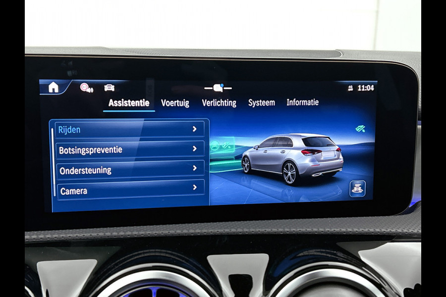 Mercedes-Benz A-Klasse 250 e Business Solution AMG | AMG Line Plus pakket | Memorypakket voorstoelen | Panoramaschuifdak | Head-up display | 360° camera | AMG Line Plus pakket | Memorypakket voorstoelen | Panoramaschuifdak | Head-up display | 360° camera |