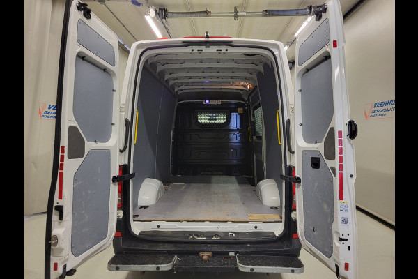 Volkswagen Crafter 2.0TDI 140pk L3/H3 3000kg Trekgewicht Euro 6!