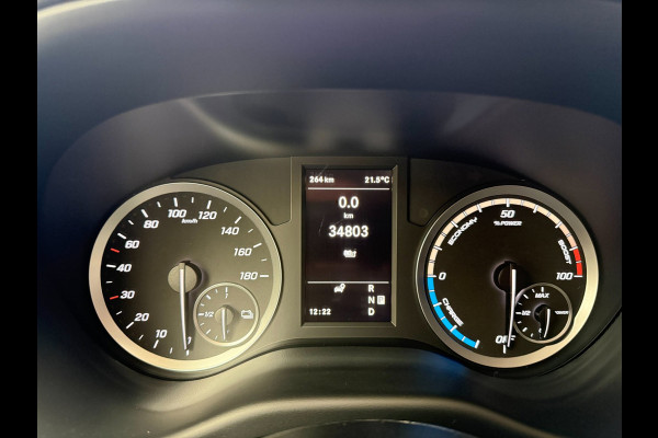Mercedes-Benz EVITO TOURER PRO L2 - 8-PERS - 90Kwh - Leer - TAXI Klaar - Camera - 360KM actieradius - Garantie