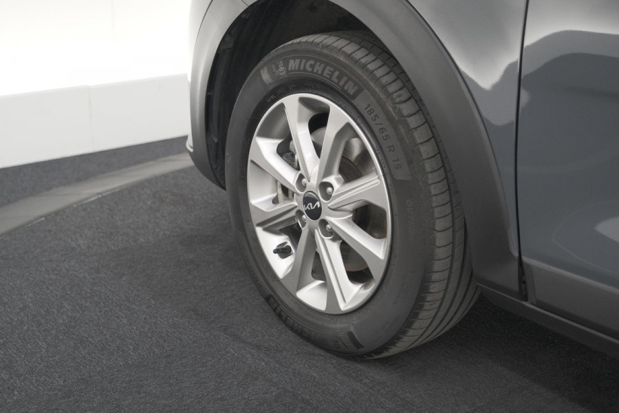 Kia Stonic 1.0 T-GDi MHEV DynamicLine | Camera | Apple Carplay | Parkeersensoren
