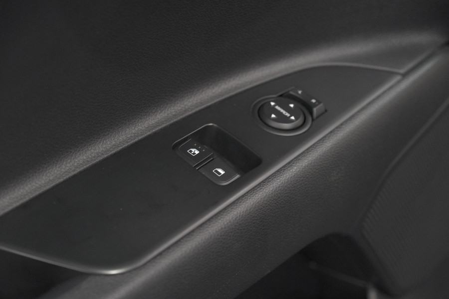 Kia Stonic 1.0 T-GDi MHEV DynamicLine | Camera | Apple Carplay | Parkeersensoren