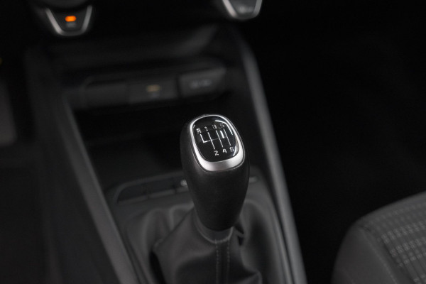 Kia Stonic 1.0 T-GDi MHEV DynamicLine | Camera | Apple Carplay | Parkeersensoren